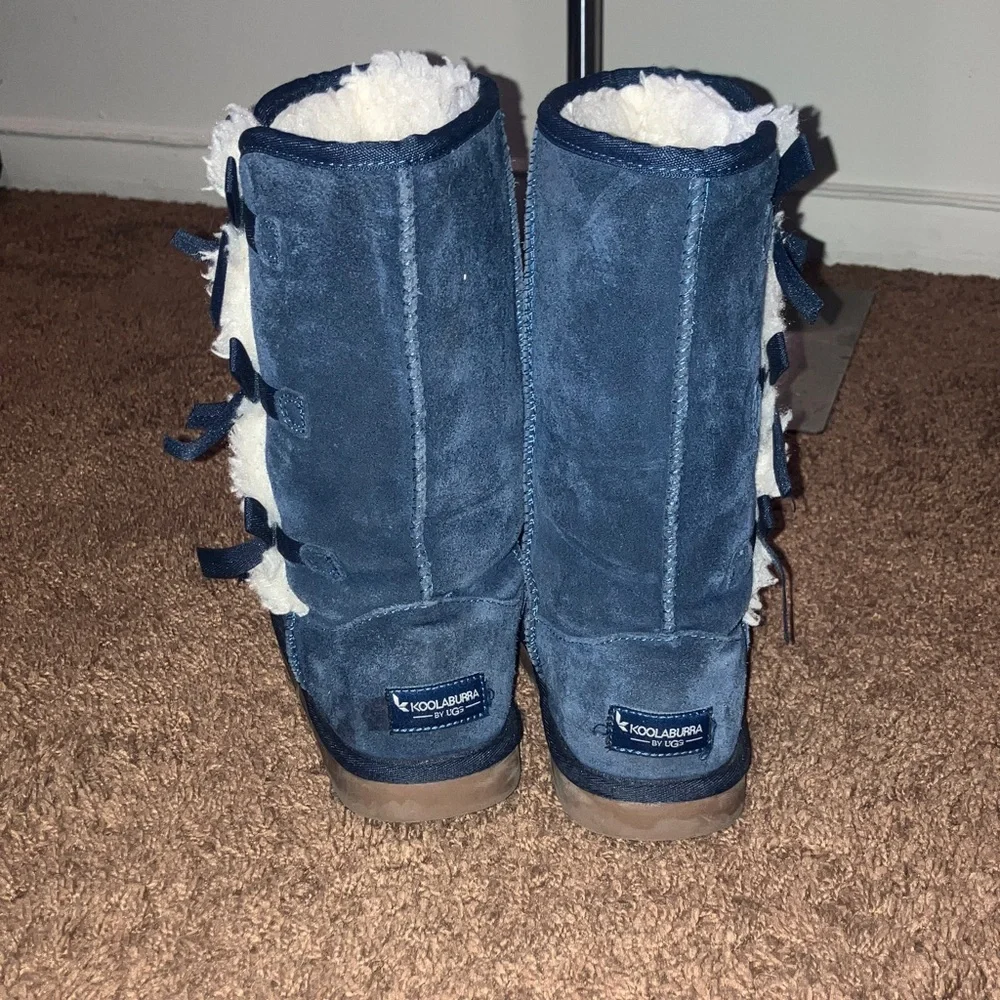 KOOLABURRA VICTORIA UGG KIDS SUEDE LEATHER with FAUX FUR BOW BOOTS SZ 3